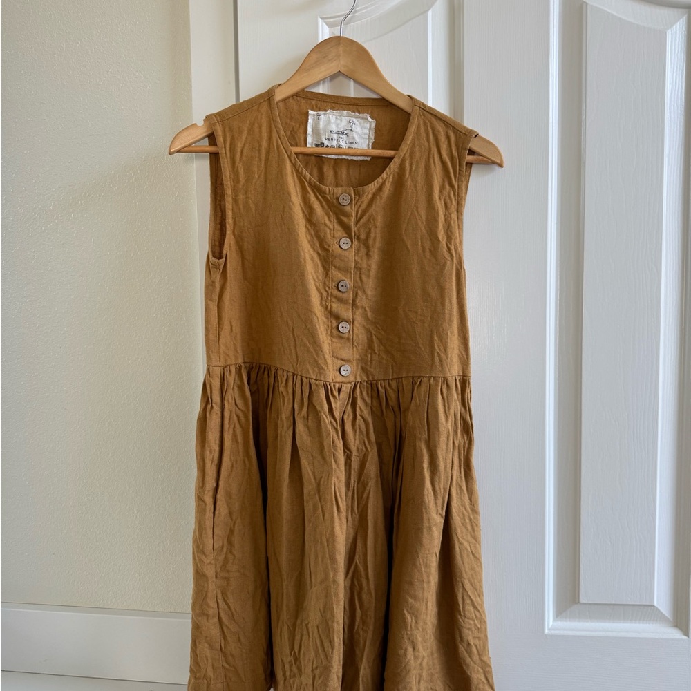 notPERFECTLINEN Tan Button-Front Top